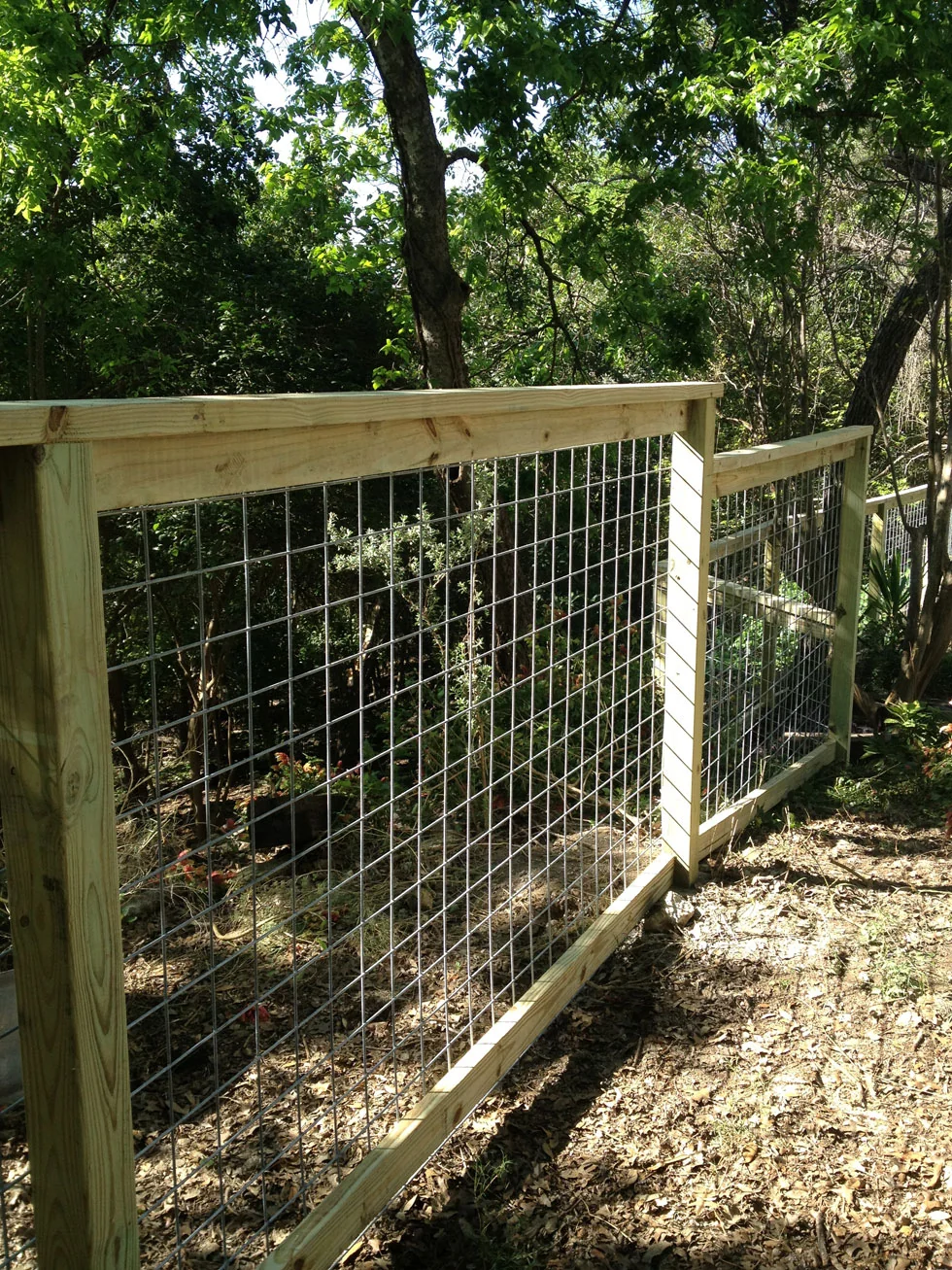 Cattle panel fencing installed by the B.C. Fence crew in Central Texas