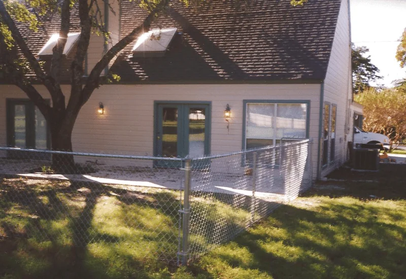 Chain link fence installed by B.C. Fence in the Austin, TX area