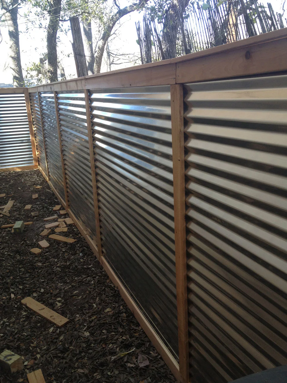 Back yard privacy fence installed by the B.C. Fence crew in Central Texas